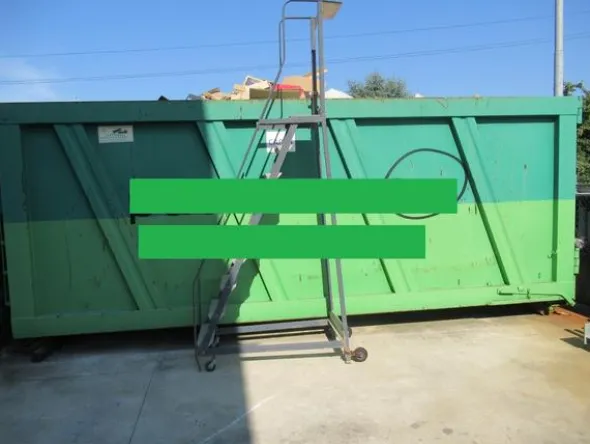 2045#3561 Container Locatelli Eurocontainers