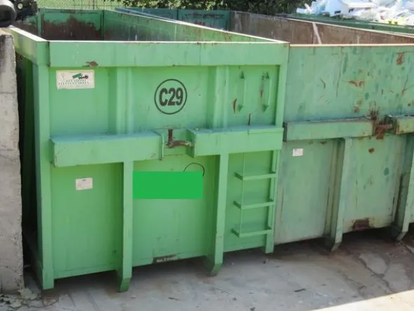 2122#3561 Container Locatelli Eurocontainers