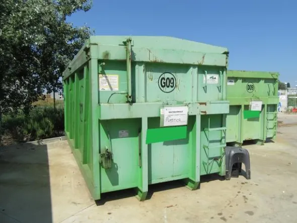 2215#3561 Container Locatelli Eurocontainers