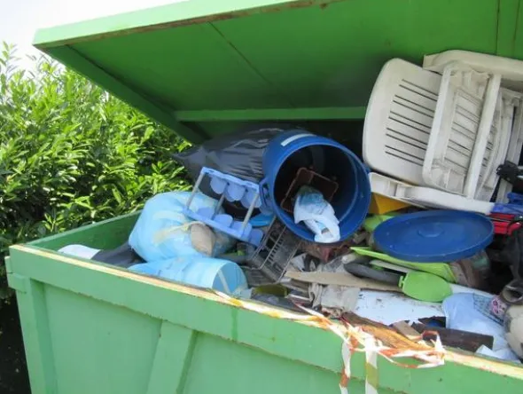 2009#3561 Container Locatelli Eurocontainers