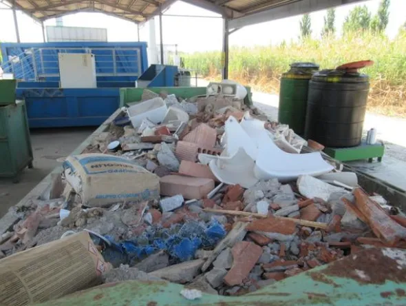 2127#3561 Container Locatelli Eurocontainers