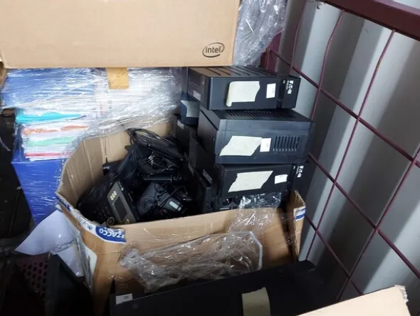 25#5641 Container navale ed attrezzatura elettronica