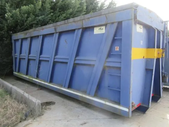 25#44740 Container scarrabile Locatelli con coperchio