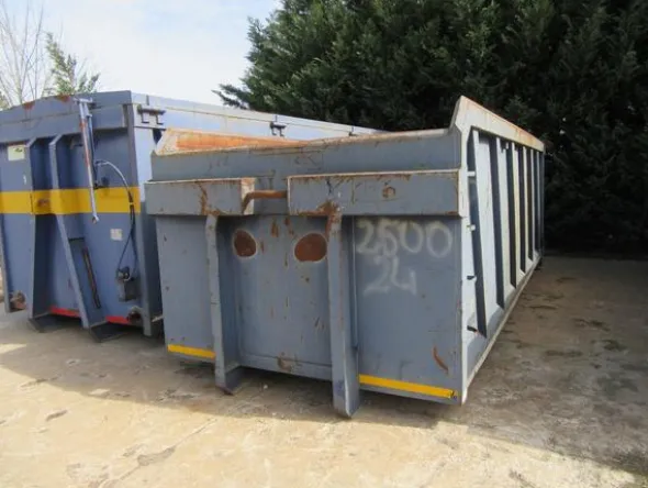 28#44740 Container scarrabili