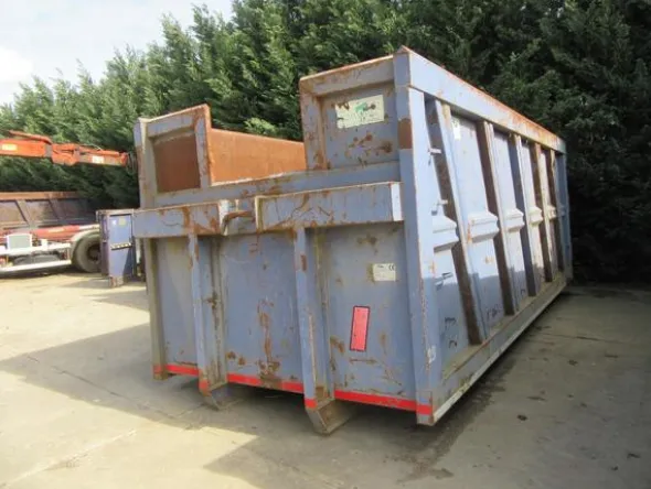 28#44740 Container scarrabili