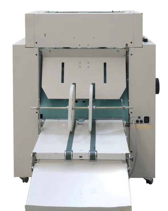 Cucipiega NAGEL FOLDNAK 8