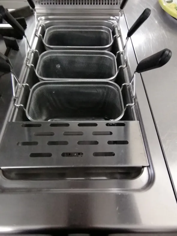 Cuocipasta con 3 cestelli