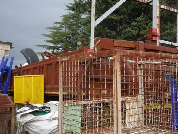 37#2993 Dime in ferro e semilavorati