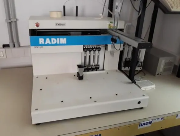 26#3675 Dispenser e lavatore per provette Corima