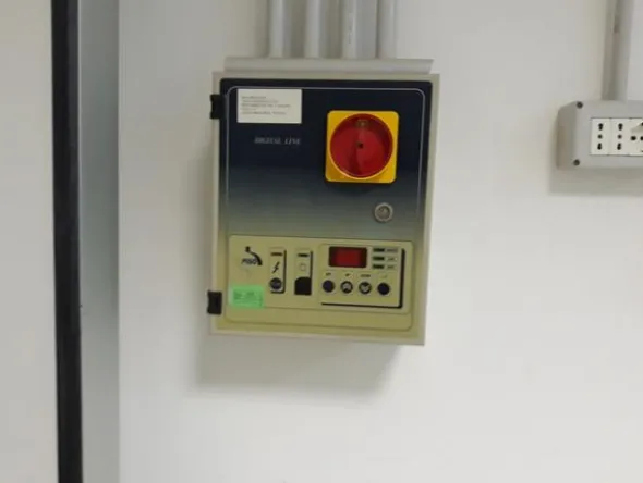 26#3675 Dispenser e lavatore per provette Corima