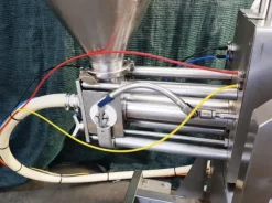 DOSATRICE PNEUMATICA PER CREME TURBO SYSTEMS MOD. B2197