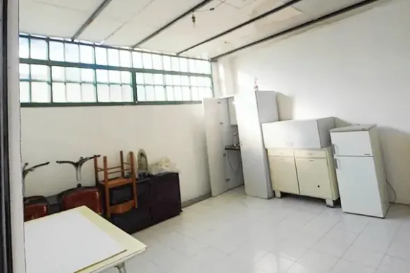 #21832 Due laboratori artigianali in zona semicentrale