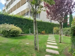 #18944 Due uffici in complesso residenziale con piscina