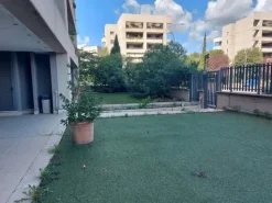 #18944 Due uffici in complesso residenziale con piscina