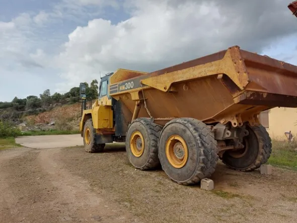 3#6902 Dumper Komatsu HM300