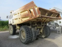 215#46820 Dumper Perlini 255