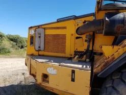 39#4479 Dumper Volvo