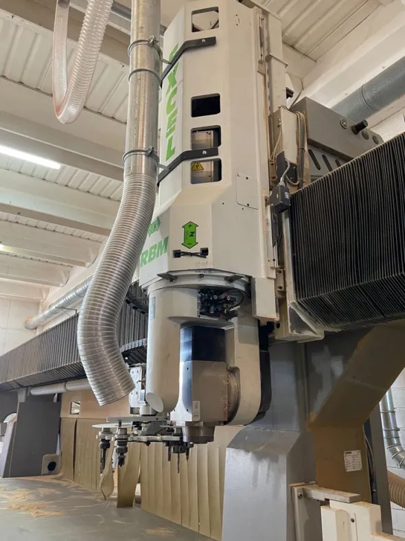 E1-01-Centro di lavoro Biesse Excel RBM