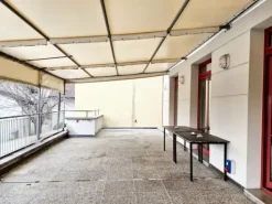 #23025 Edificio adibito a Bar-Ristorante con soprastante appartamento