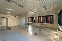 #2537729 Edificio cielo terra indipendente con parcheggio sotterraneo privato e ampia area esterna
