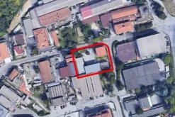 #14857 Edificio terziario con tettoie e corte privata