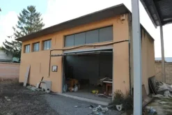 #14857 Edificio terziario con tettoie e corte privata