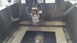 7#8345 Elettroerosione a filo con infilaggio automatico