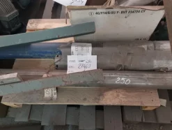 250#8349 Elettropompe e carrelli