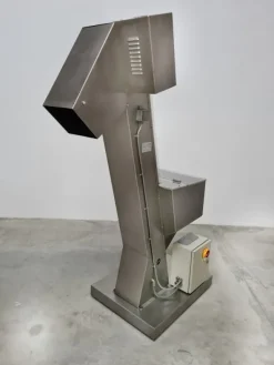 ELEVATORE A TRAMOGGIA PER TAPPI – GAMA (COD. ELE-47)