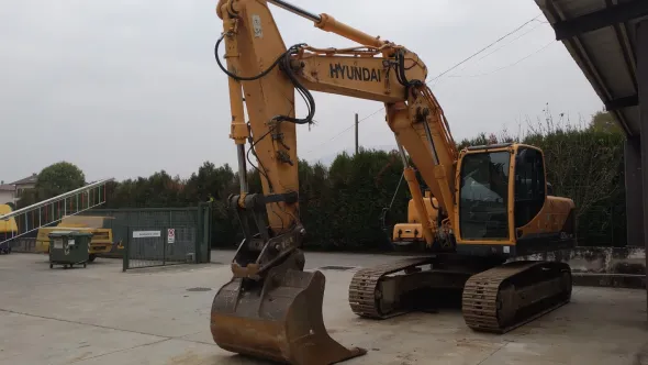 Escavatore cingolato Hyundai - Robex 220NLC-9A