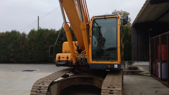 Escavatore cingolato Hyundai - Robex 220NLC-9A
