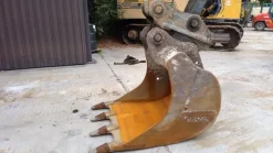 Escavatore cingolato Hyundai - Robex 220NLC-9A