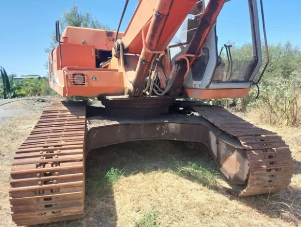 11#7850 Escavatore Fiat Hitachi FH 220.3