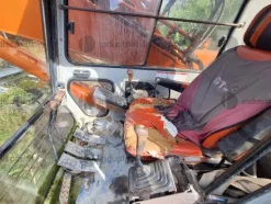 5#9666 Escavatore Hitachi