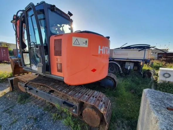 5#6105 Escavatore Hitachi