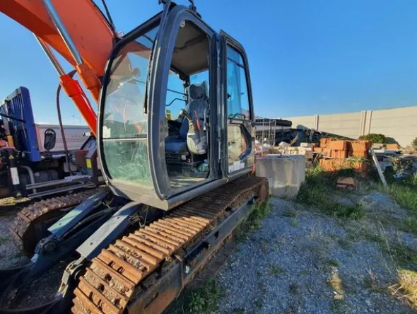 5#6105 Escavatore Hitachi