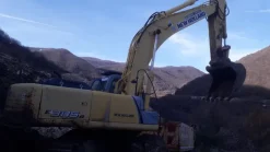 ESCAVATORE NEW HOLLAND E385 B