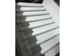 Espositore per telai serigrafici a luce UV con neon