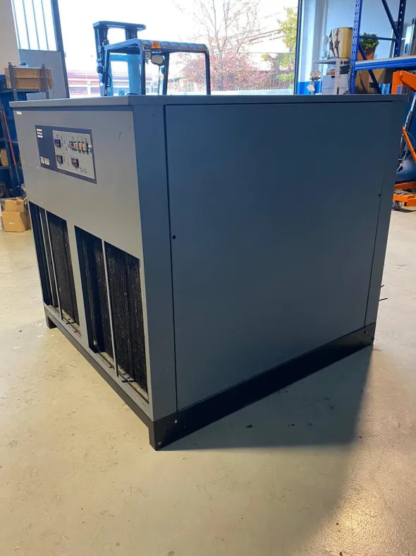 Essiccatore a refrigerazione condensato ad aria