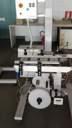 2#5335 Etichettatrice automatica