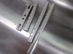ETICHETTATRICE FIALE FLACONI VETRO (COD. MF-PK-ETI-50)