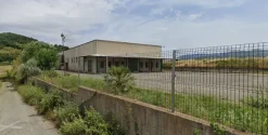 fabbricato adibito per caseificio industriale
