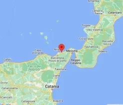 #20780 Fabbricato direzionale con cortile privato