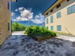 #21602 Fabbricato direzionale con residenza e servizi