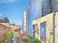 #25302 Fabbricato industriale con abitazione e impianto fotovoltaico