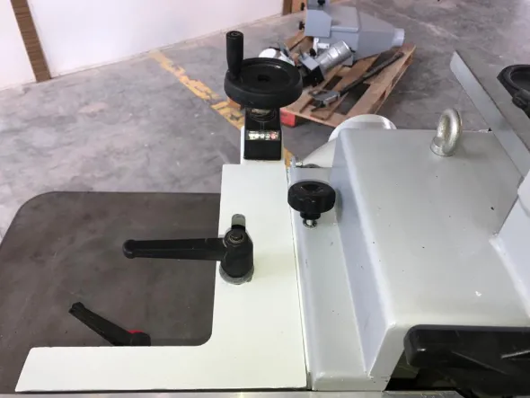 FI758 - 1025 Toupie Sicar