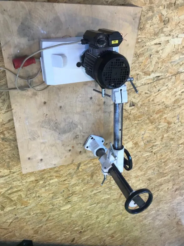 FI995-1339Trascinatore per falegnameria