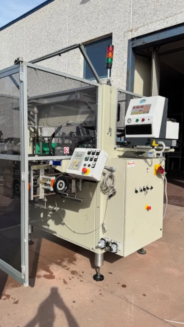 FORMATRICE MECCANICA VASSOI FONDO E COPERCHIO