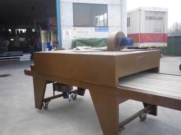 Forno essiccazione tessuti in serigrafia