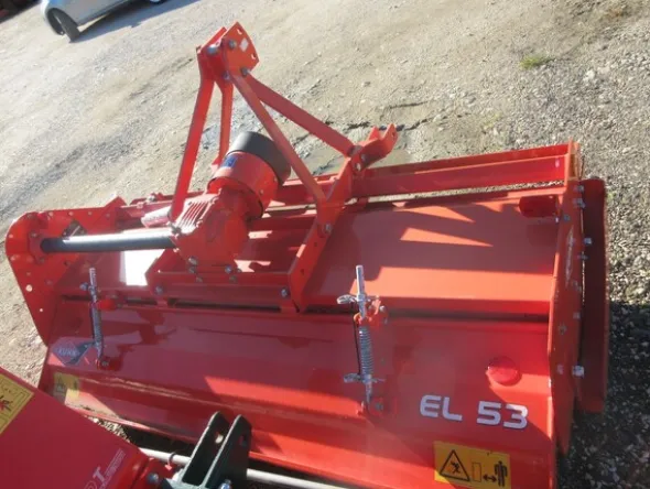 356#7090 Fresatrice agricola Kuhn